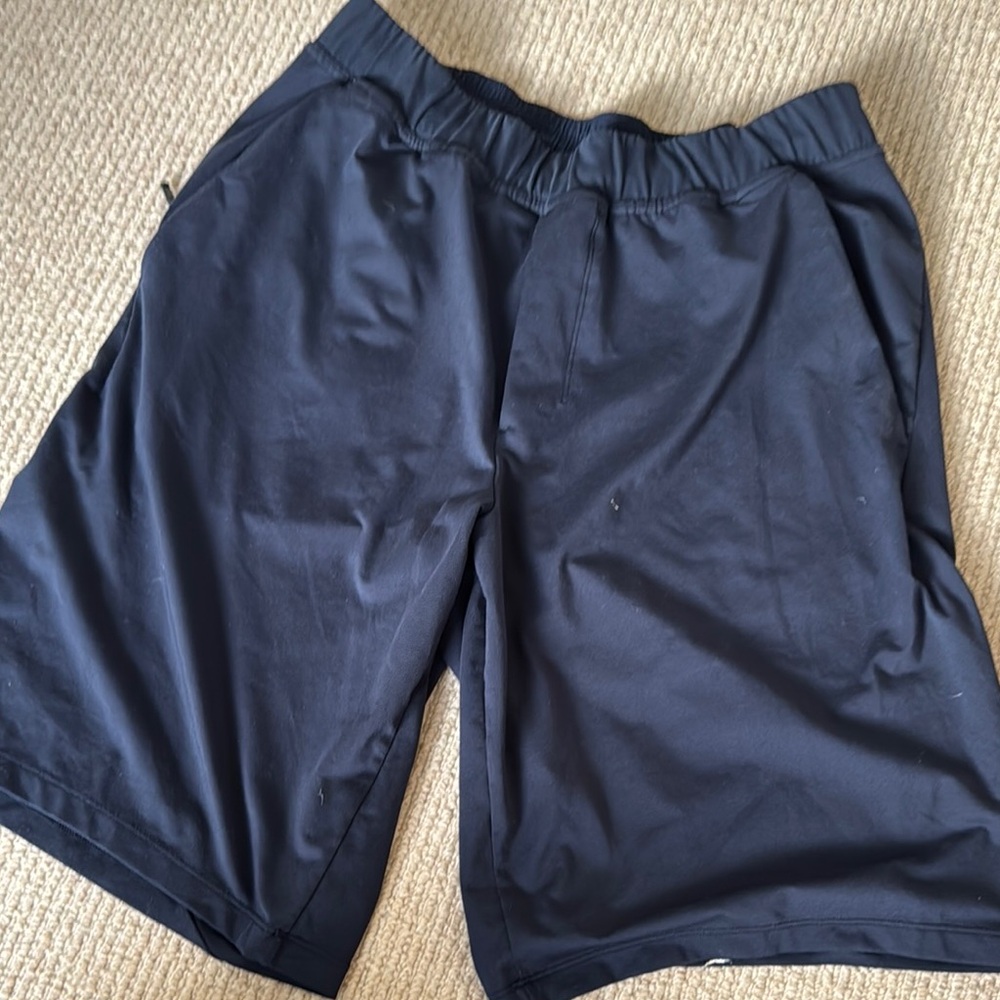 Men's Black Lululemon Athletic Shorts 11”